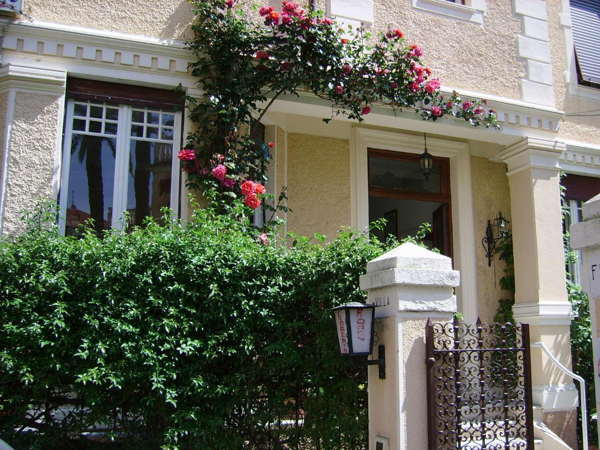 Hotel Fiorenza & Banksia Meuble Аласио Екстериор снимка